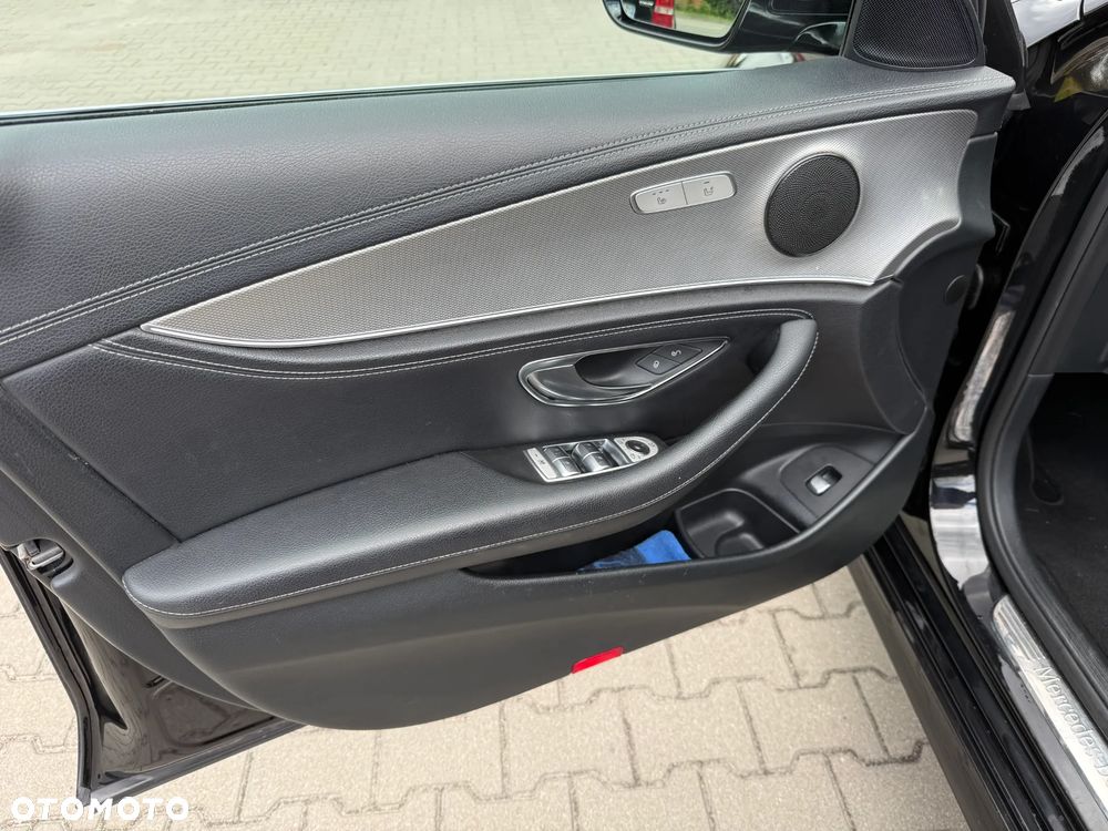 Mercedes-Benz Klasa E 220 d 4-Matic 9G-TRONIC - 7