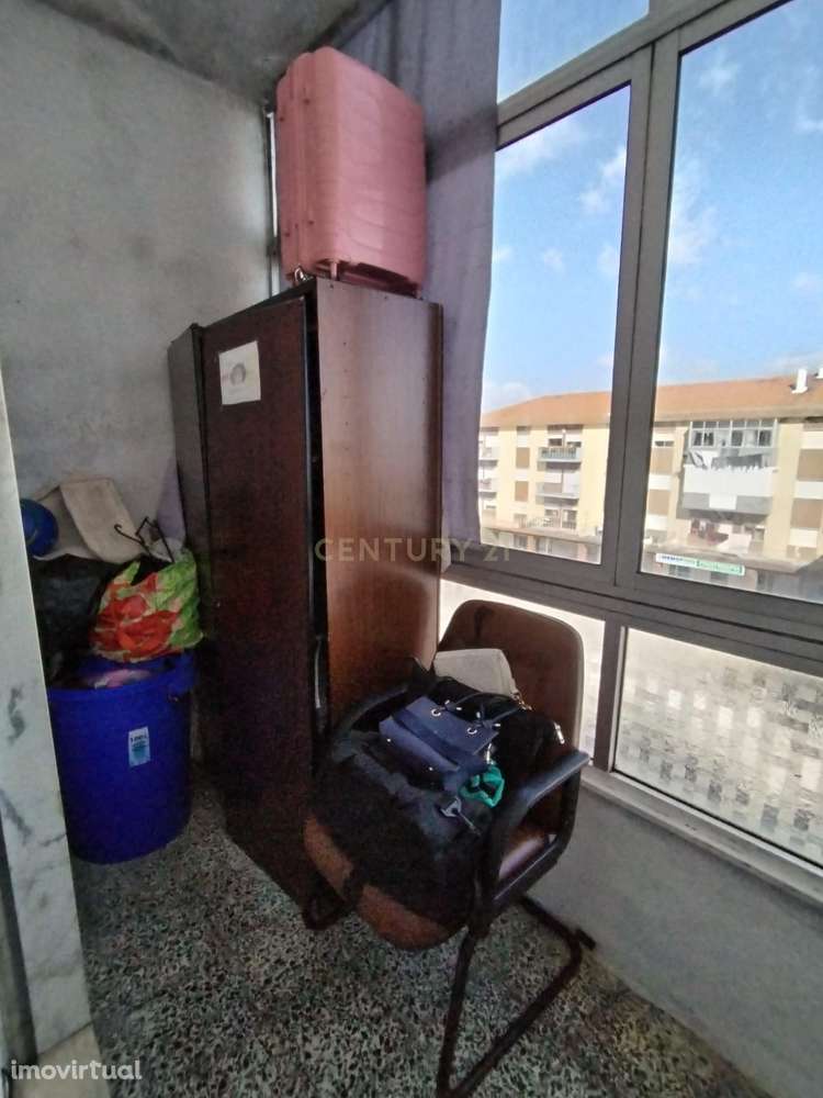 Apartamento T1 com Excelente Área na Baixa da Banheira - Grande imagem: 5/11