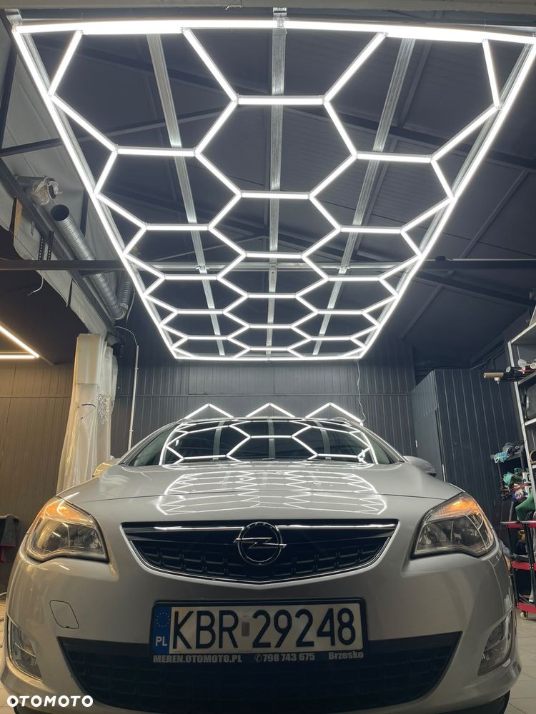 Opel Astra 1.4 Turbo - 11