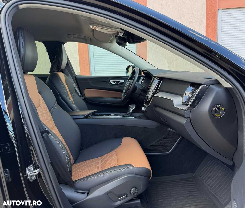 Volvo XC 60 D4 Momentum Pro - 20