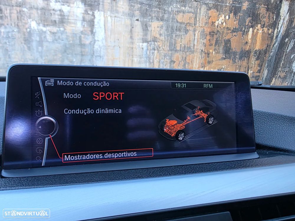 BMW 335 i Aut. Sport Line - 24