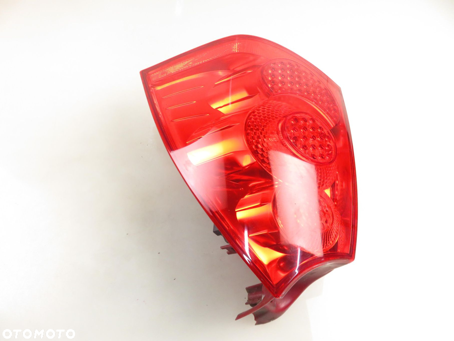 LAMPA PRAWA TYLNA PEUGEOT 307 SW KOMBI 6PIN - 9