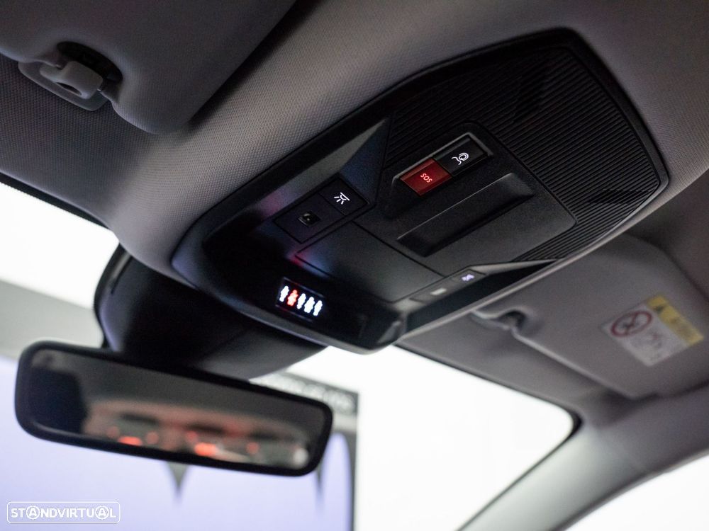 Peugeot 308 1.6 Hybrid Active Pack e-EAT8 - 43