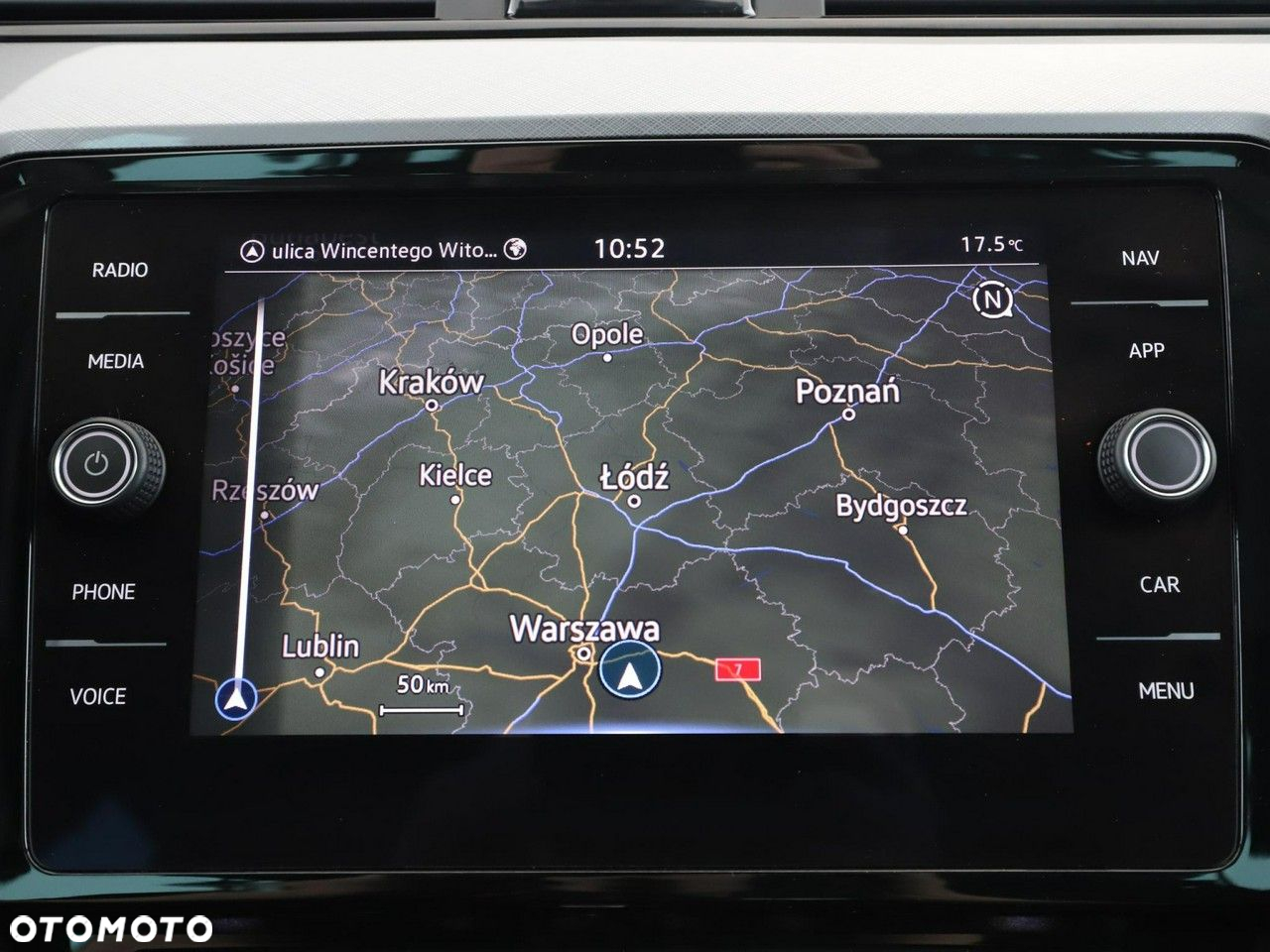 Volkswagen Passat 2.0 TDI SCR Business DSG - 24