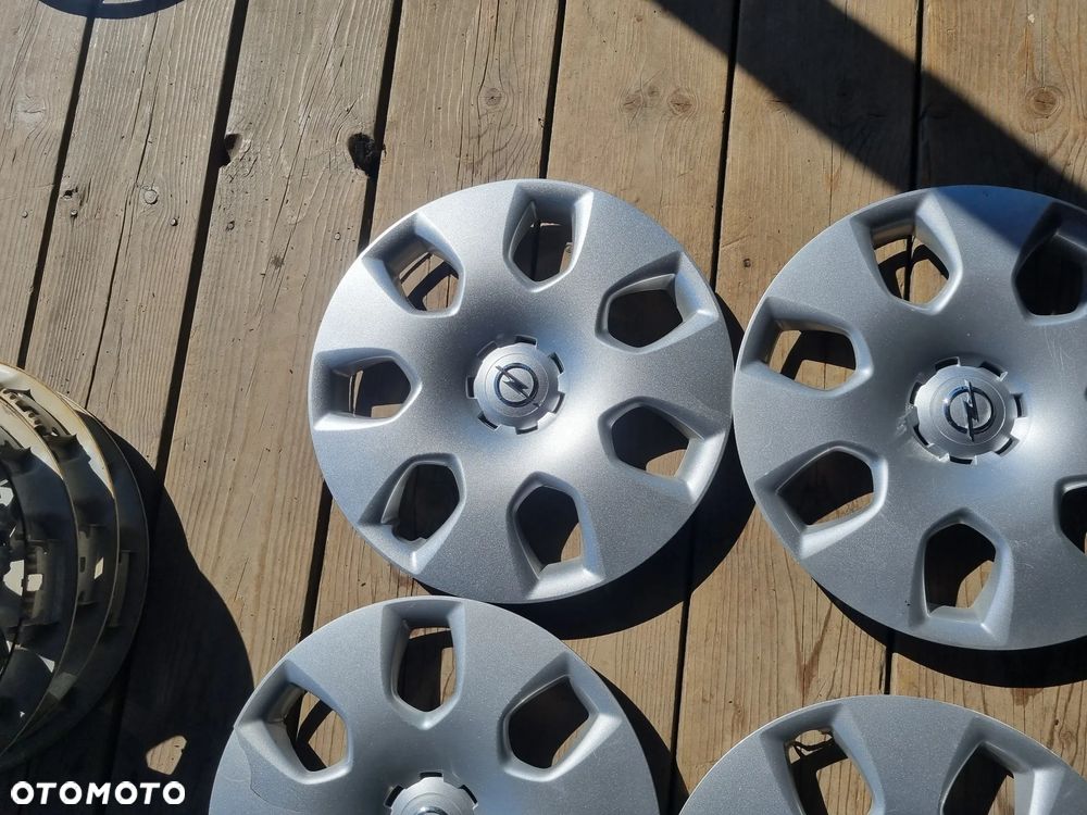 OPEL 13267802 ZAFIRA C,ASTRA J KOLPAKI 16'' 5X115 4szt,oryginal - 3