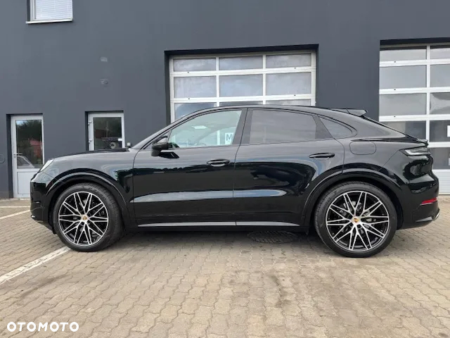 Porsche Cayenne Coupe S E-Hybrid PHEV - 3