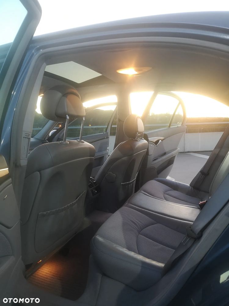 Mercedes-Benz Klasa E 500 Avantgarde - 12