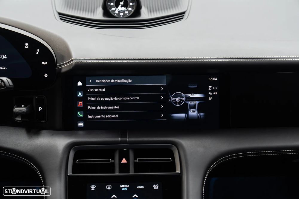 Porsche Taycan Cross Turismo 4 - 45