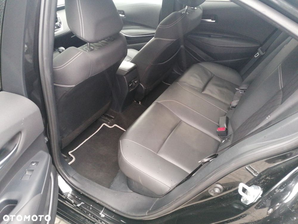 Toyota Corolla 1.8 Hybrid Executive - 13