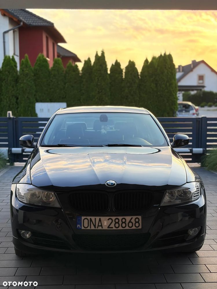 BMW Seria 3 320d - 4