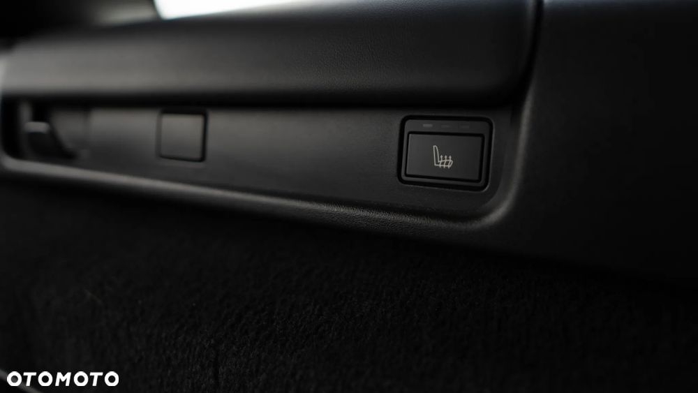 Land Rover Discovery 3.0 SDV6 HSE Luxury - 19