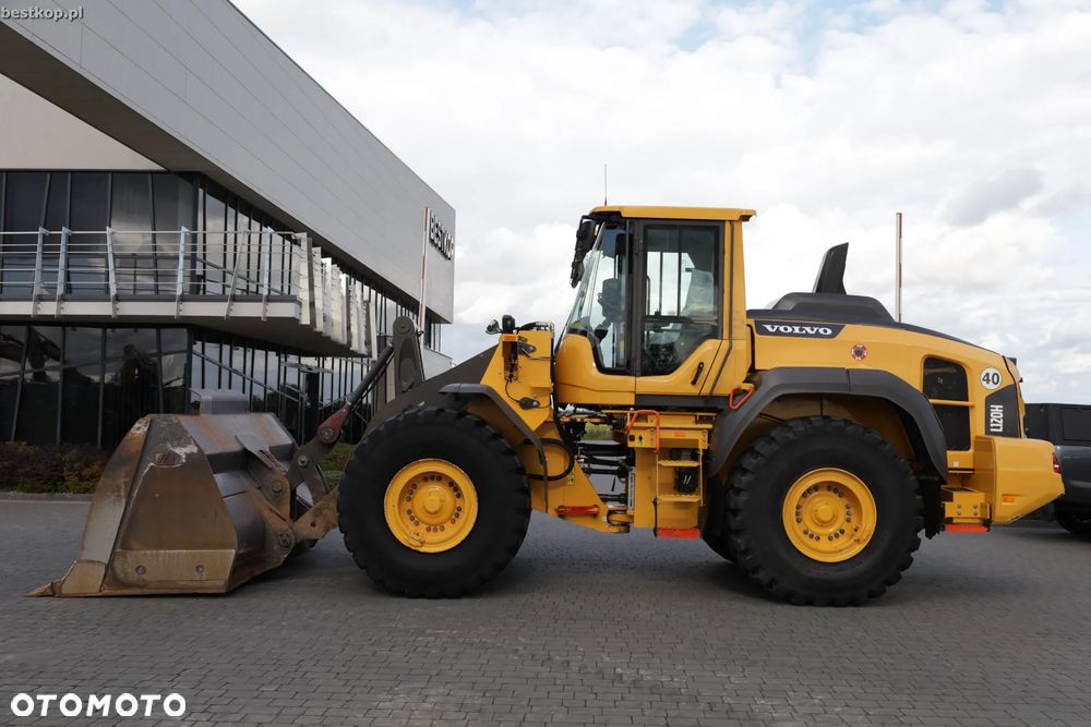 Volvo L120H - 12