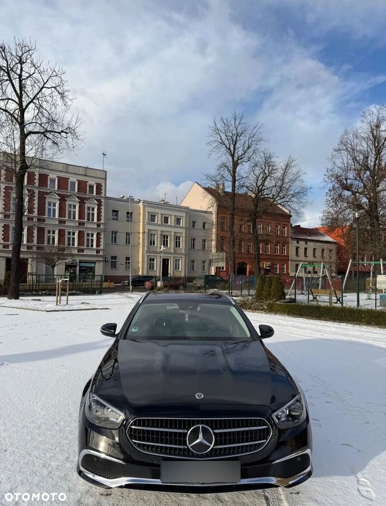 Mercedes-Benz Klasa E 300 de 4Matic 9G-TRONIC Avantgarde - 3