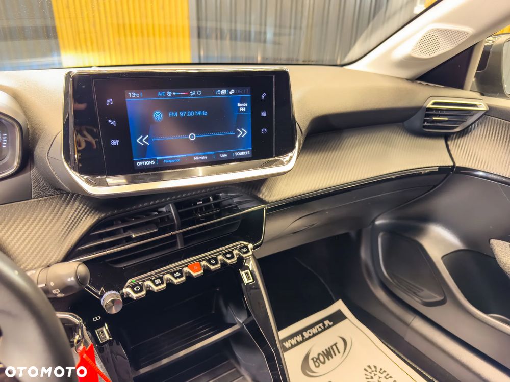 Peugeot 208 1.2 PureTech Active S&S EAT8 - 34