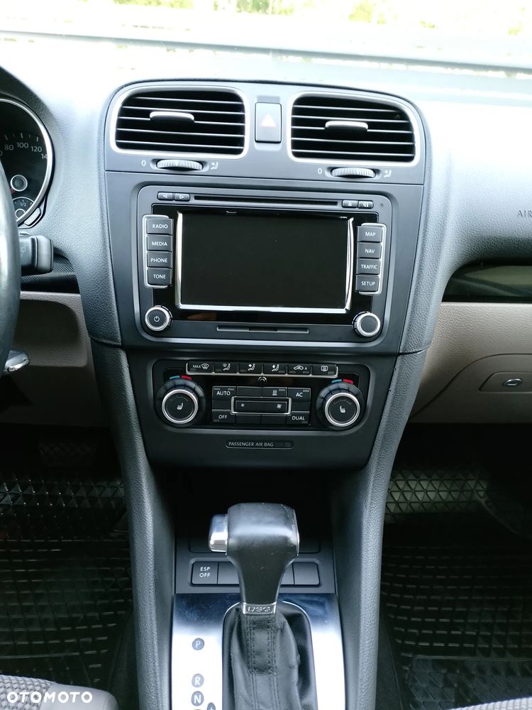 Volkswagen Golf 1.4 TSI Highline DSG - 15