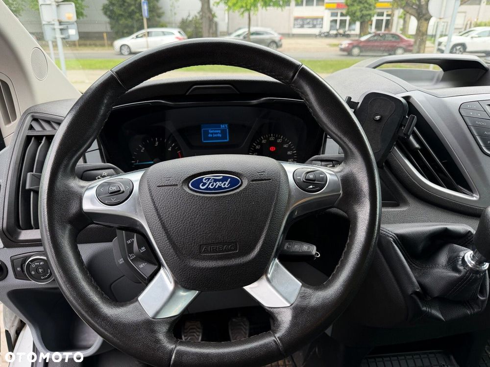 Ford transit TREND - 11