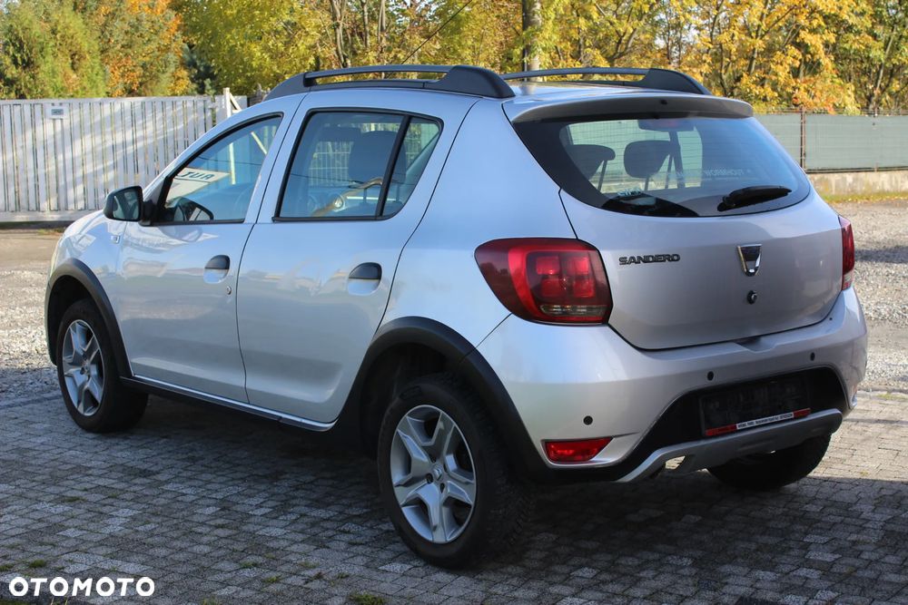 Dacia Sandero dCi 90 Laureate - 6
