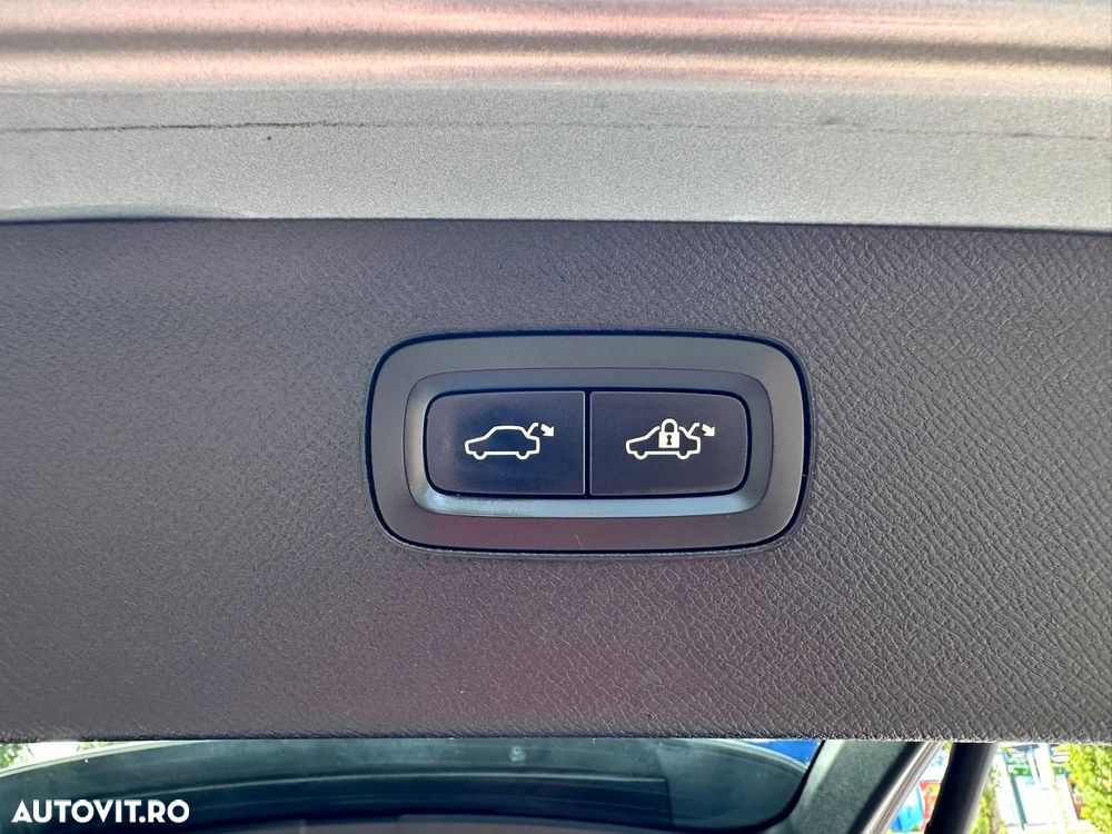 Volvo XC 90 D5 AWD Inscription - 30