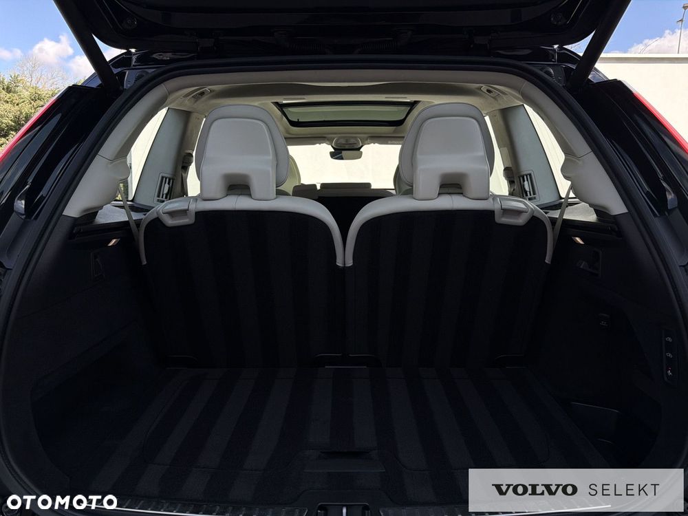 Volvo XC 90 - 36