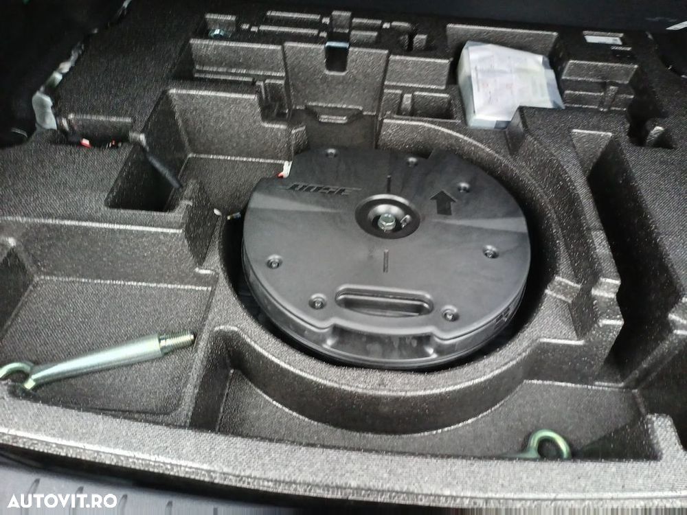 Mazda CX-60 - 12
