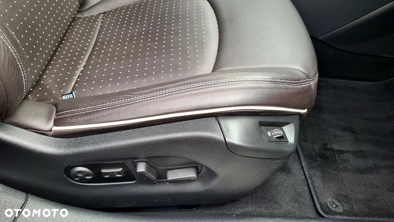 Citroën C5 2.2 HDi Exclusive - 24
