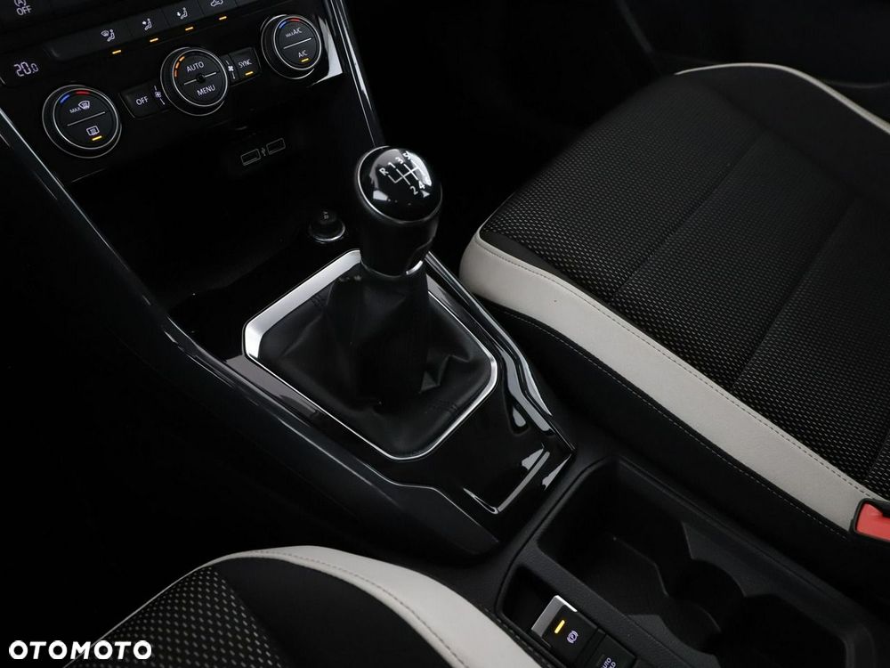 Volkswagen T-Roc 1.5 TSI ACT Advance - 30
