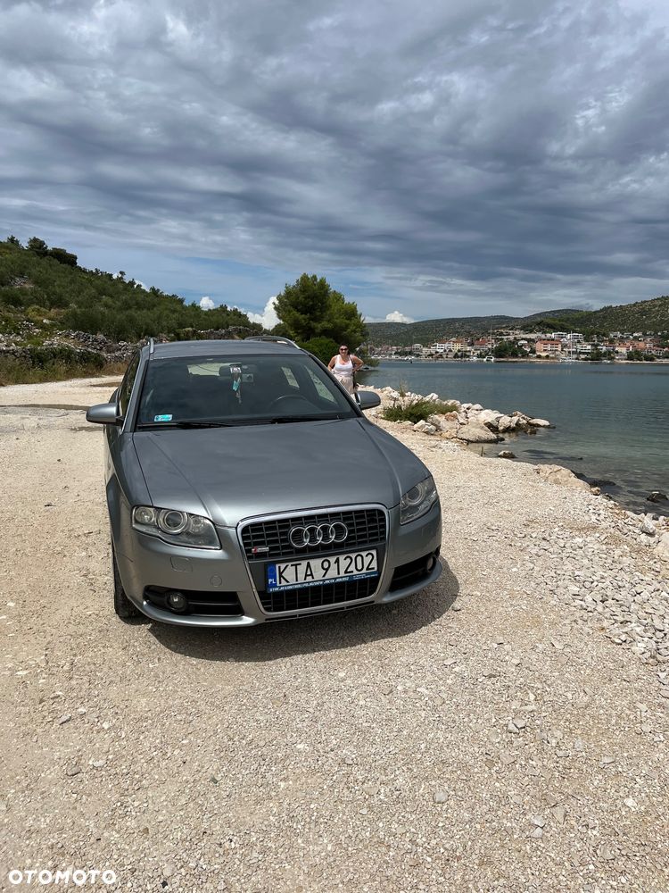Audi A4 Avant - 31