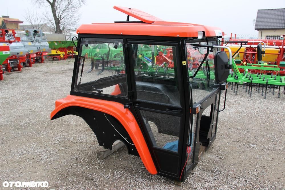 Kabina kabiny ciagnikowa Ursus C 330 C-330 NAGLAK - 2