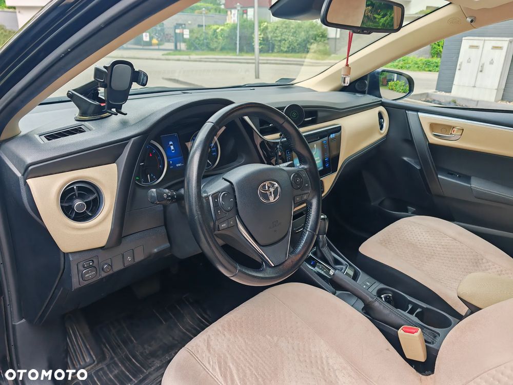 Toyota Corolla 1.6 Comfort MS - 11