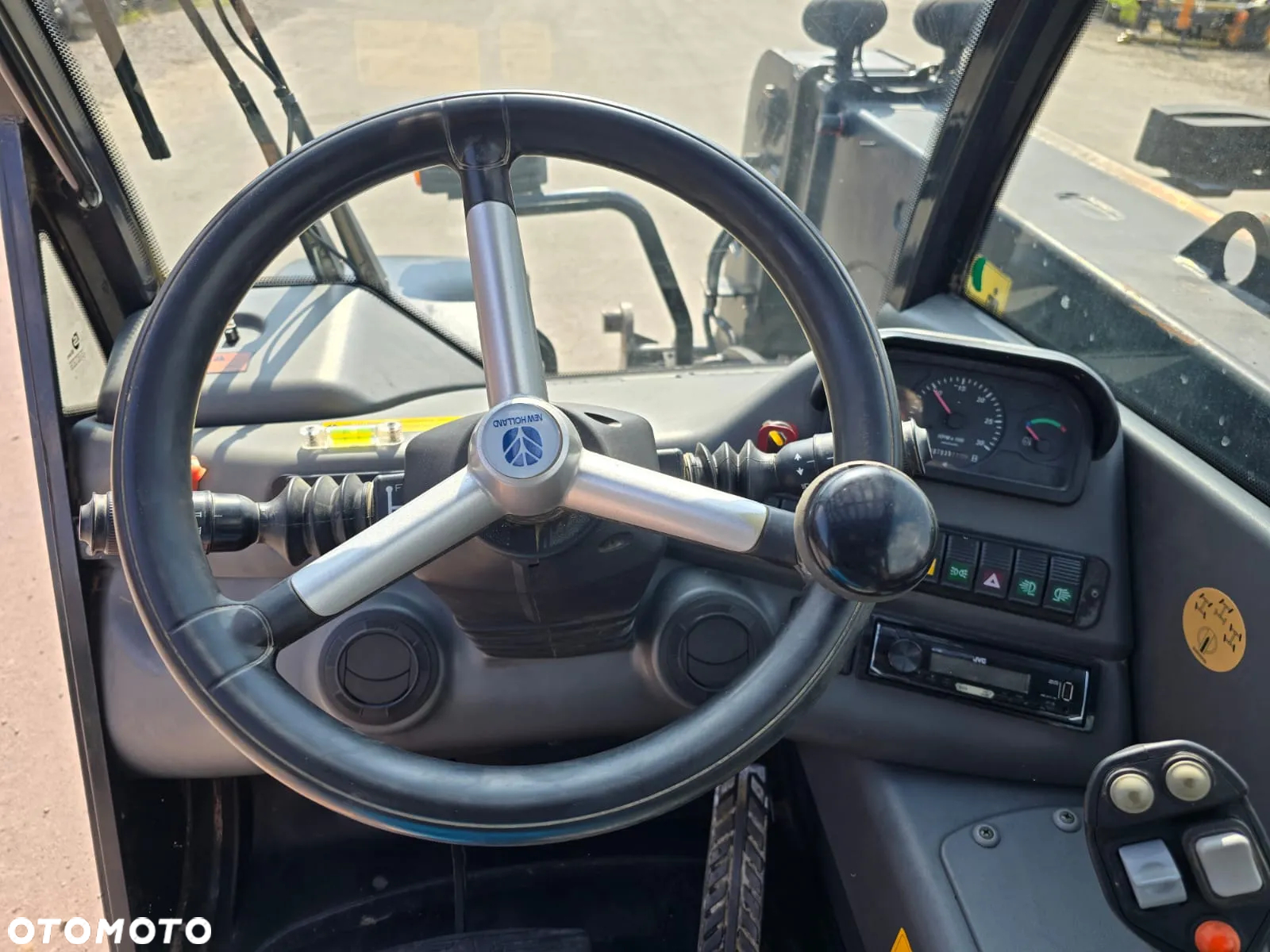 New Holland LM 5060 PLUS - 10