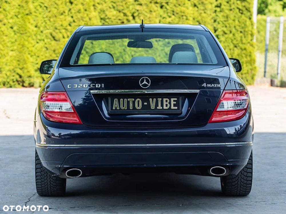 Mercedes-Benz Klasa C 350 CDI DPF 4Matic 7G-TRONIC Avantgarde - 11