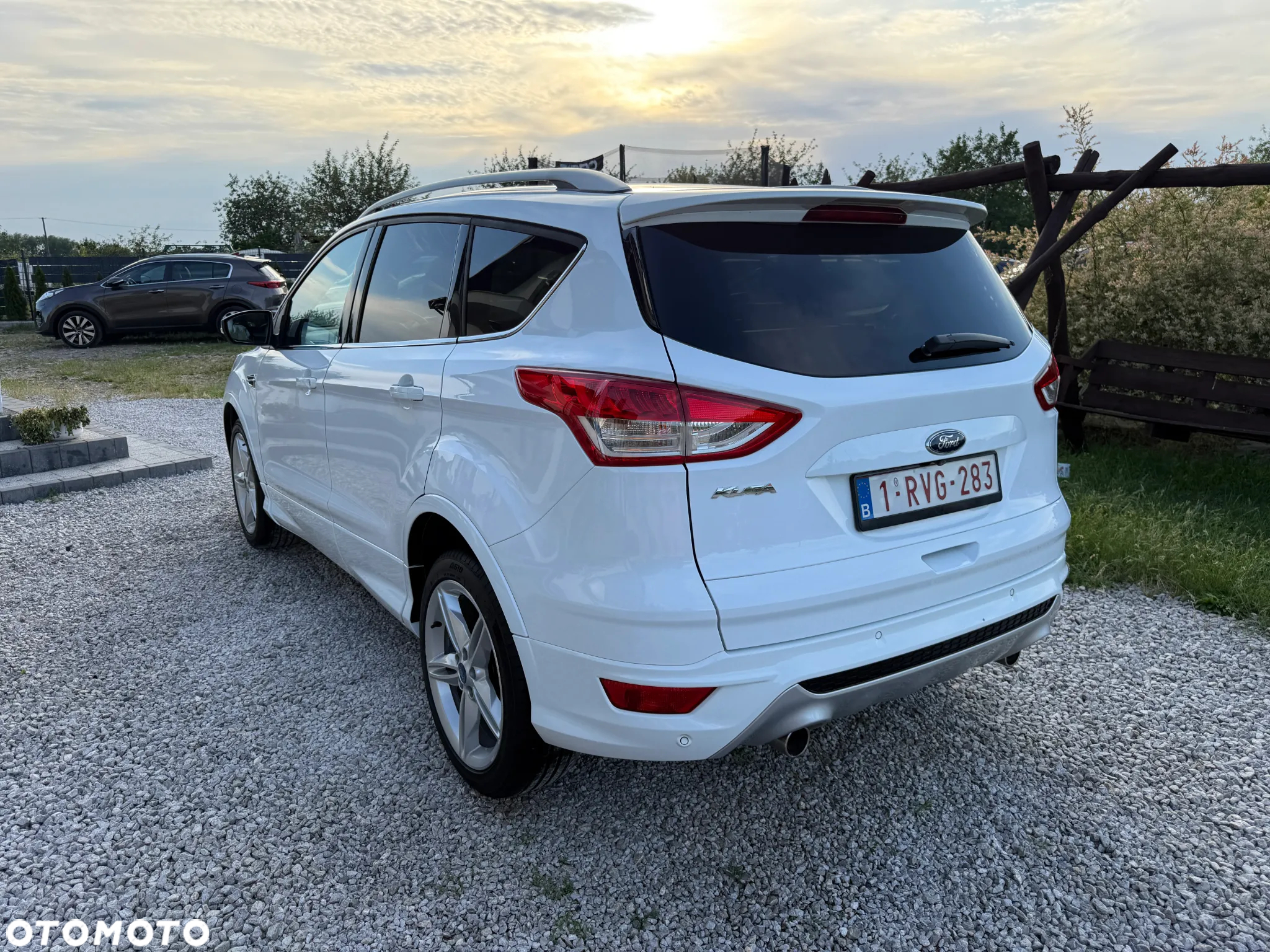 Ford Kuga 2.0 TDCi AWD ST-Line - 11