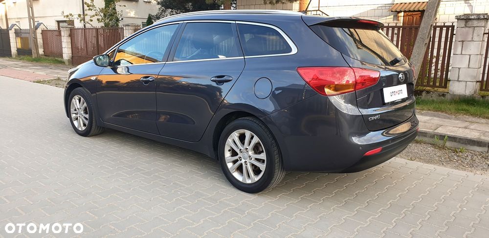 Kia Ceed 1.6 GDI ISG Spirit - 6