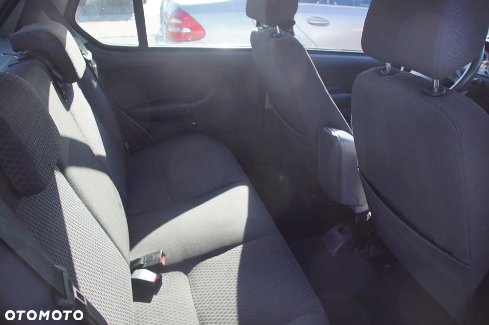 Auto na części - Tata Indica 1.4 MPI 85 KM 475 Si 26902610 TAT736 2009R Silnik Skrzynia Drzwi Błotnik Zderzak Maska Klapa Lampa Lusterko Deska Kokpit Sterownik Moduł Czujnik Licznik Kierownica - 15