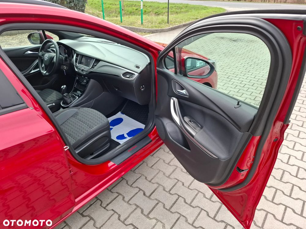 Opel Astra 1.2 T Edition S&S - 22