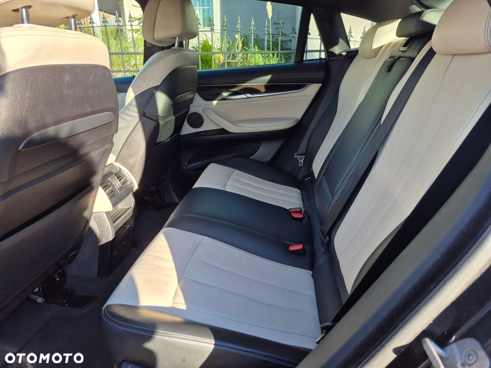 BMW X6 xDrive40d - 8