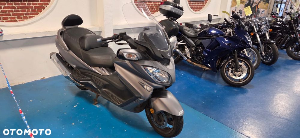 Suzuki Burgman - 3