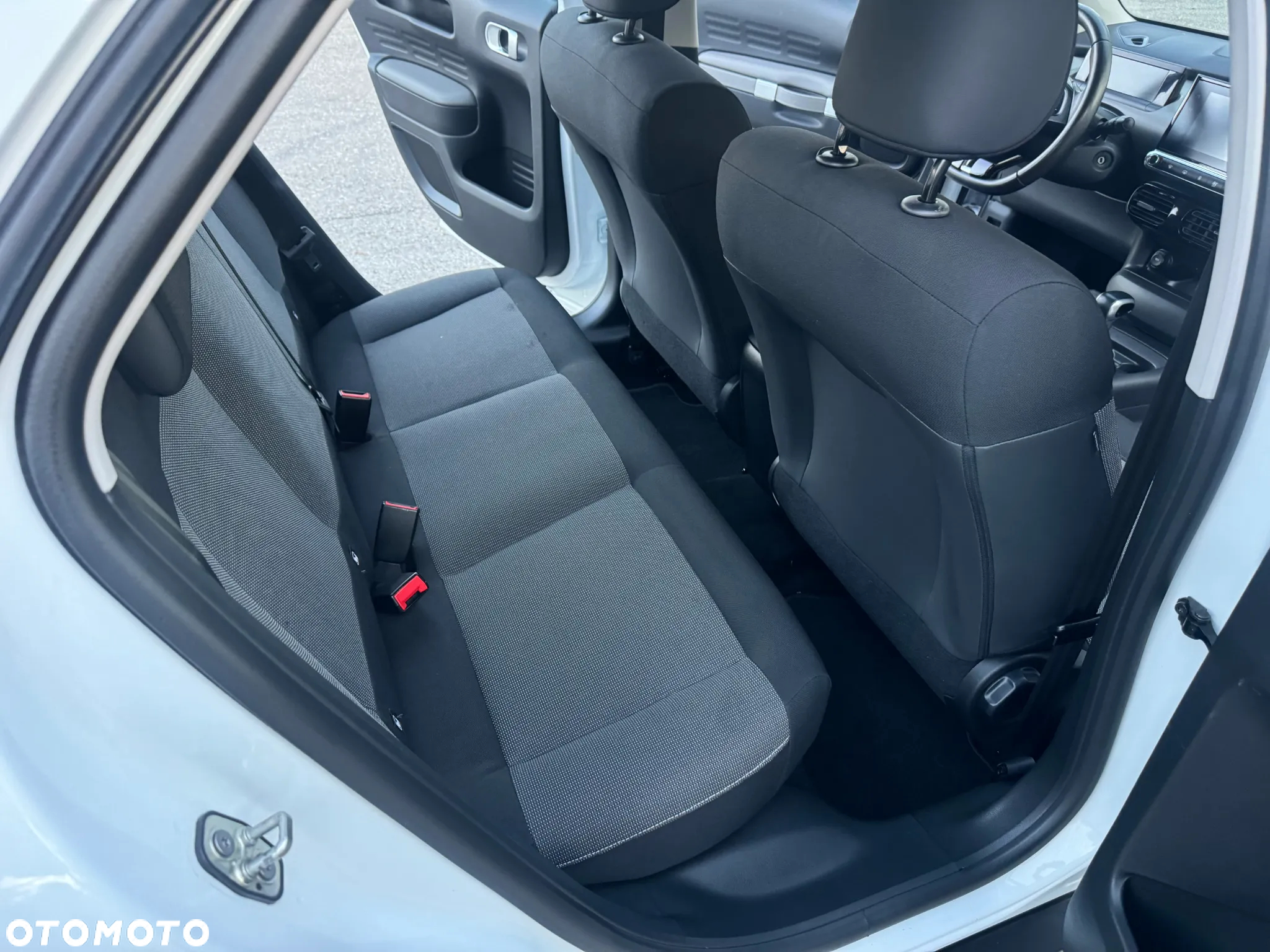 Citroën C4 Cactus 1.2 PureTech Feel S&S EAT6 - 12