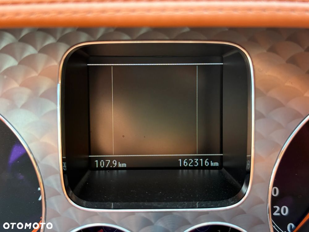 Bentley Continental GT Speed - 13