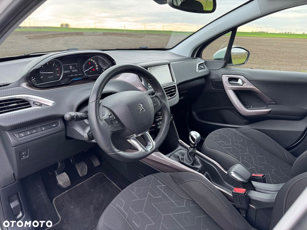 Peugeot 2008 e-HDi FAP 115 STOP & START Business-Line - 23
