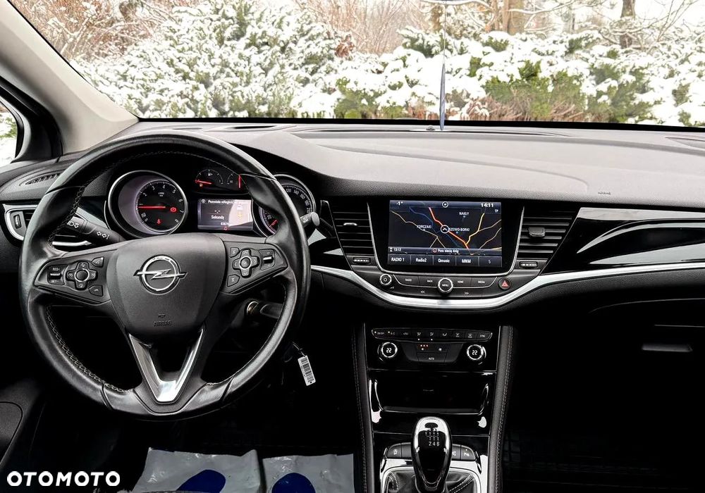 Opel Astra 1.4 T Dynamic S&S - 3