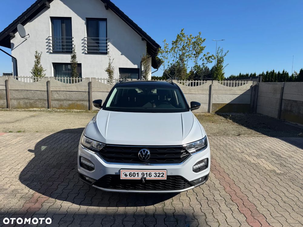 Volkswagen T-Roc 2021 photo 2