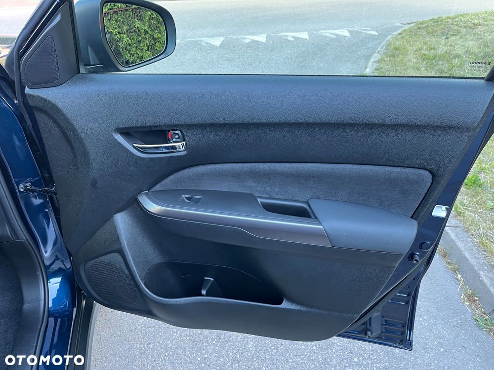 Suzuki Vitara 1.4 Boosterjet Hybrid Allgrip Comfort+ "SHINKAI" - 24