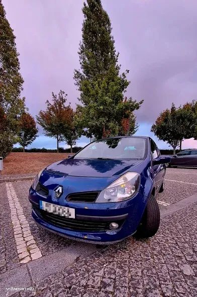 Renault Clio 1.2 16V Dynamique S - 1