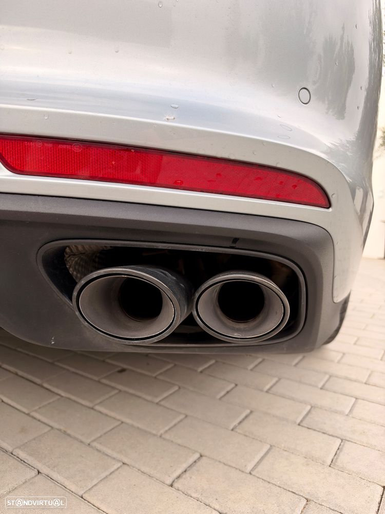 Porsche Panamera - 8