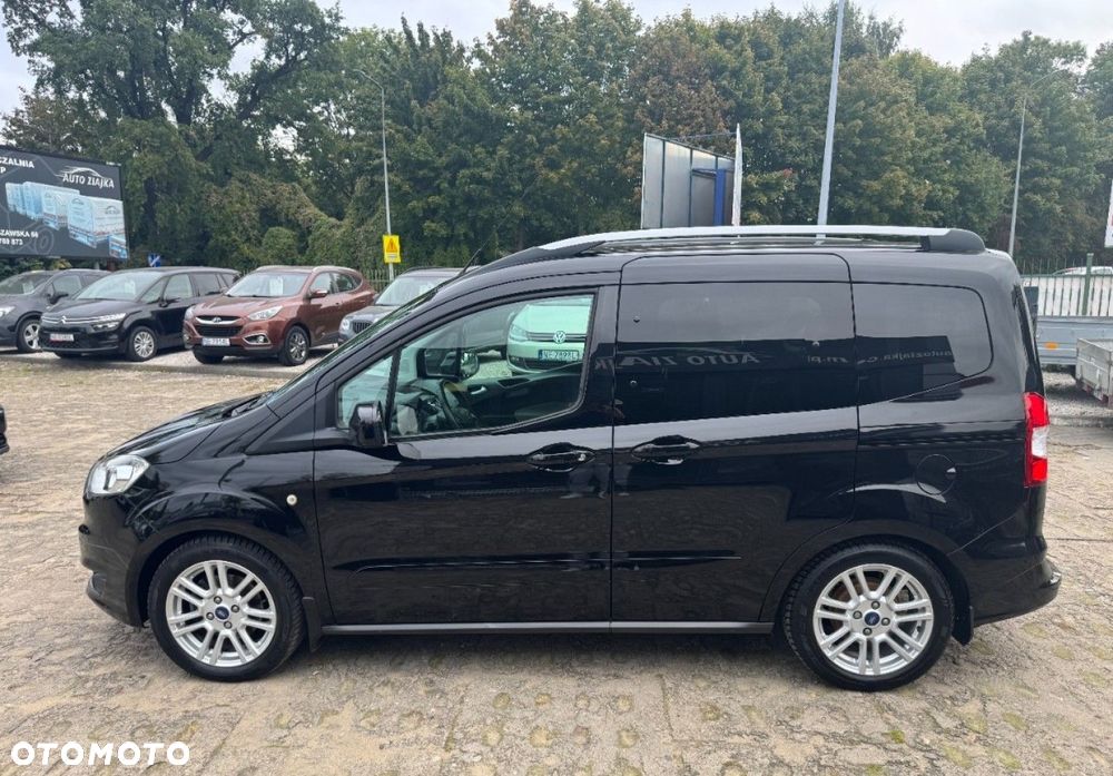 Ford Tourneo Courier - 8
