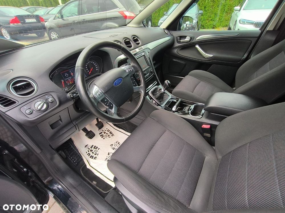 Ford S-Max - 7