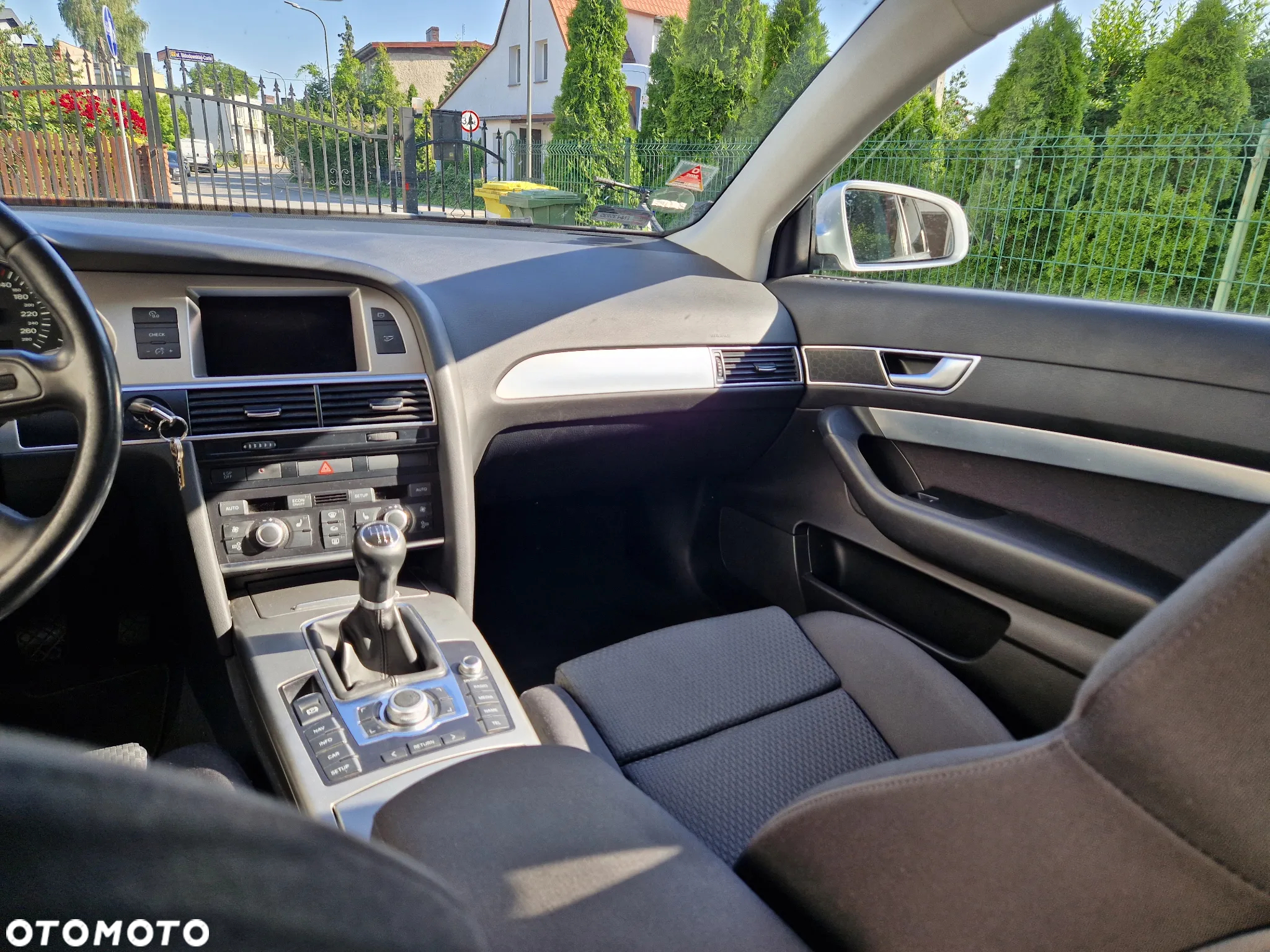 Audi A6 Avant 2.0 TDI DPF - 14