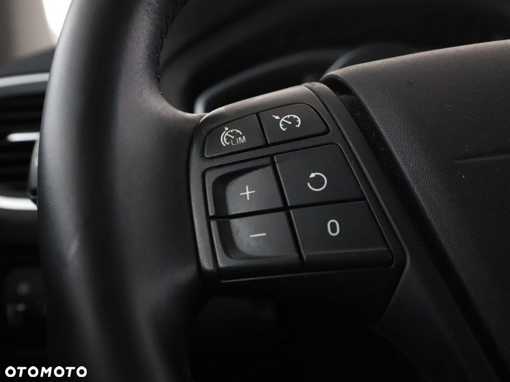 Volvo V40 Cross Country D2 - 29