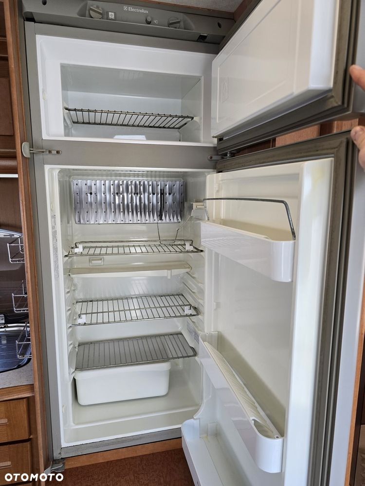 SWIFT Bessacarr Cameo - 12